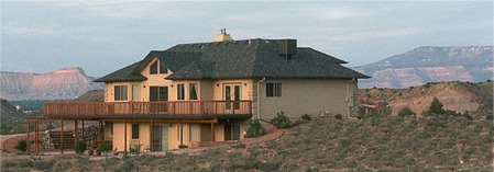 With 30 years experience as a builder contractor of fine custom homes, Don Broyles is one of the foremost general contractors and new homes builders in Grand Junction, Western Colorado.